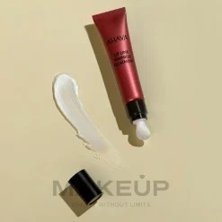 Anti-Falten-Creme für die Haut um die Lippen