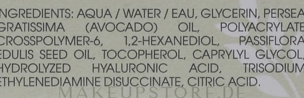 Duftloses Körperserum gegen Dehnungsstreifen