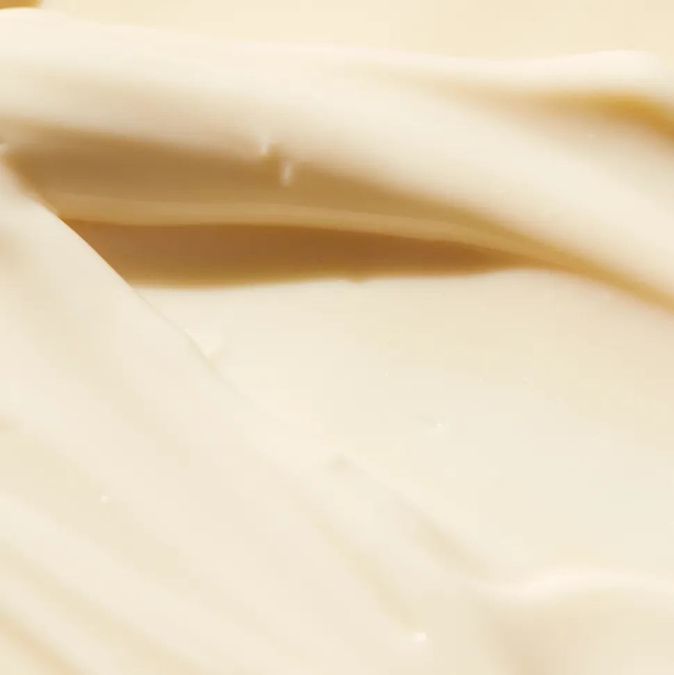 Erfrischende After-Sun-Milch für Gesicht und Körper mit aquatischen und sonnigen Blumen