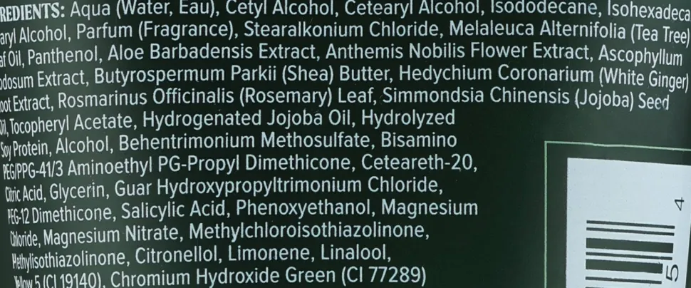 Erfrischendes und wohltuendes Peeling für Haar und Kopfhaut mit Teebaum