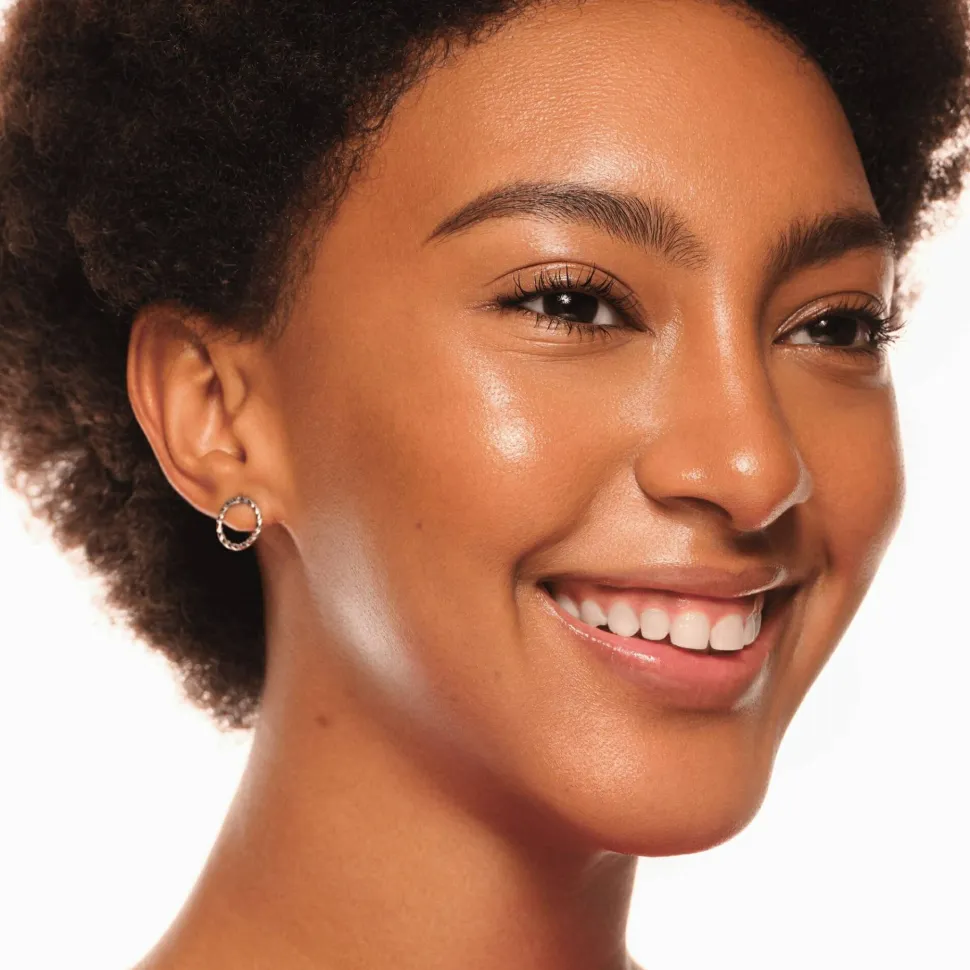 Essence Baby Got Bronze Shimmering Bronzer