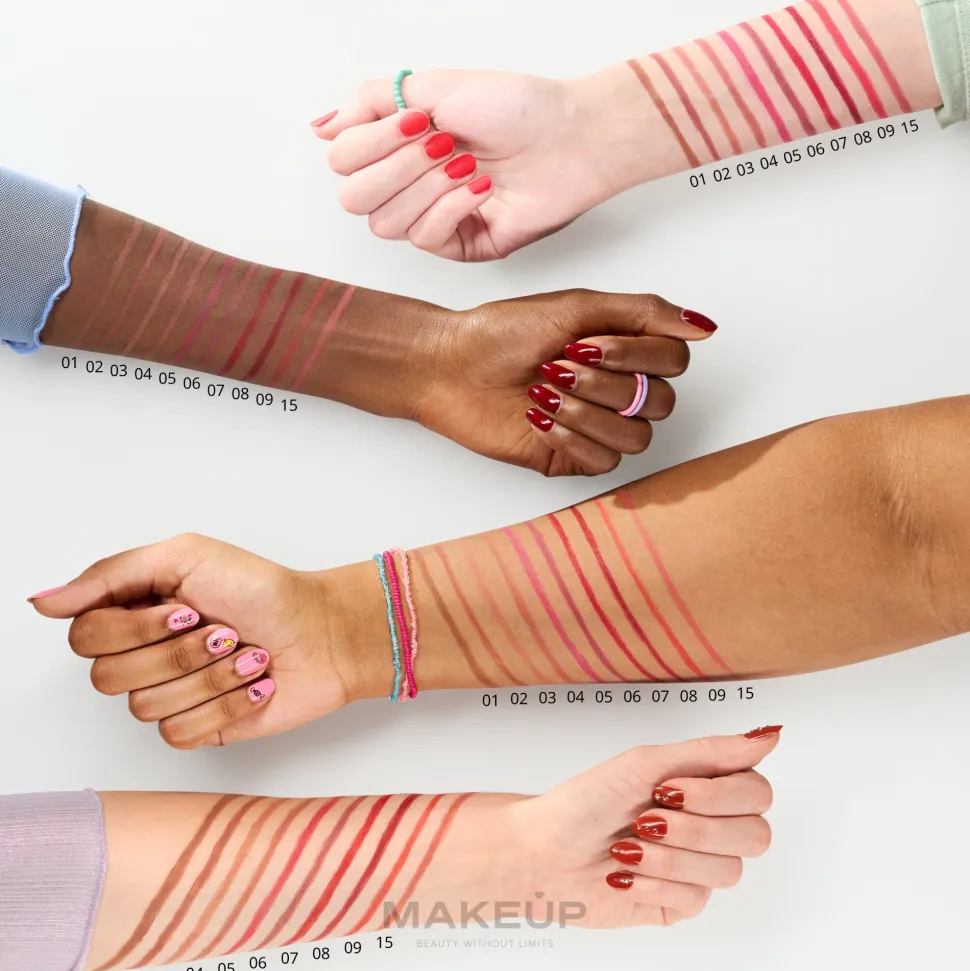 Essence 8H Matte Comfort Lip Liner