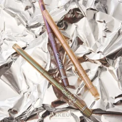 Essence Meta Glow Duo-Chrome Eye Pencil