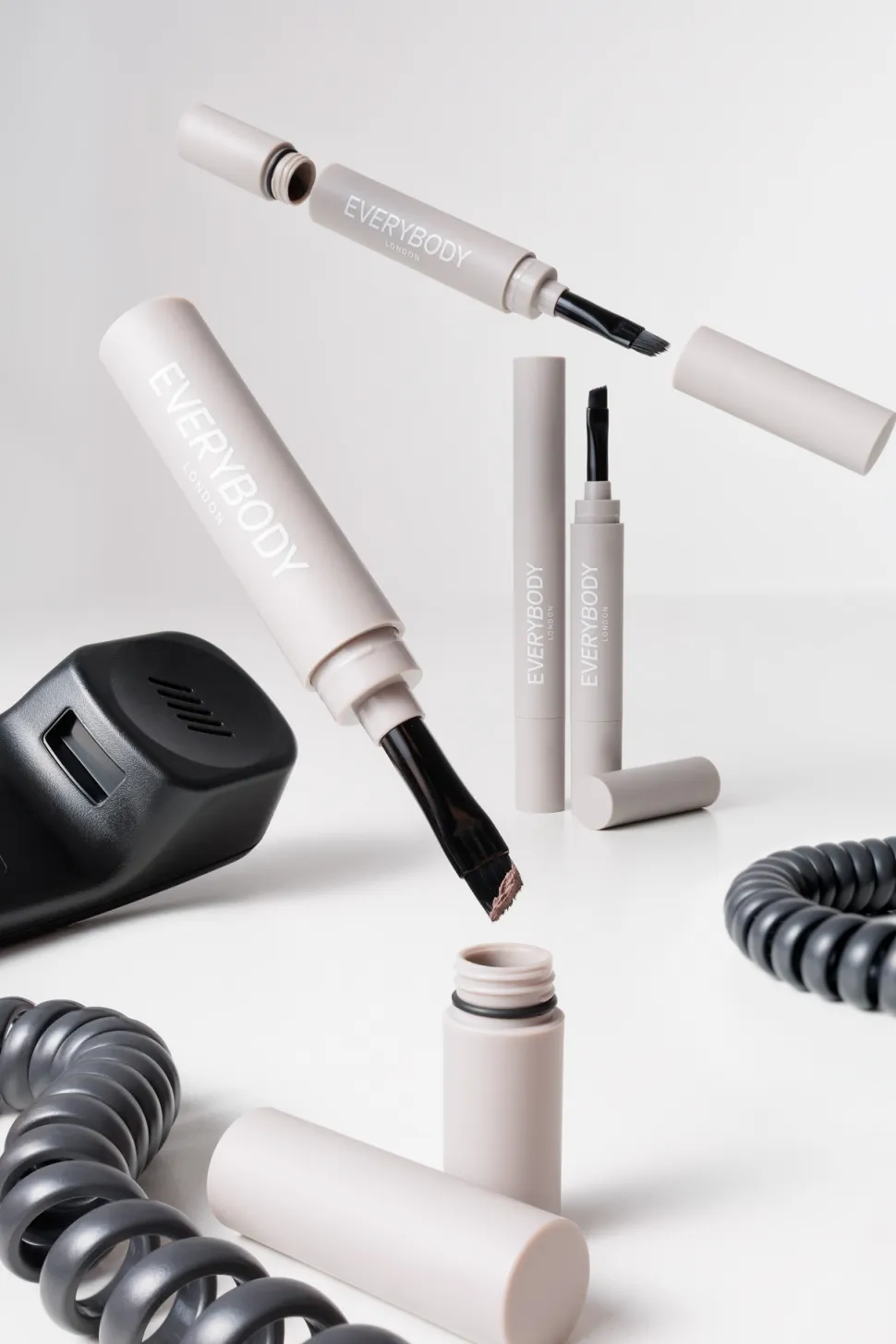 Everybody London Back To The Office Eyebrow Pomade With Brush