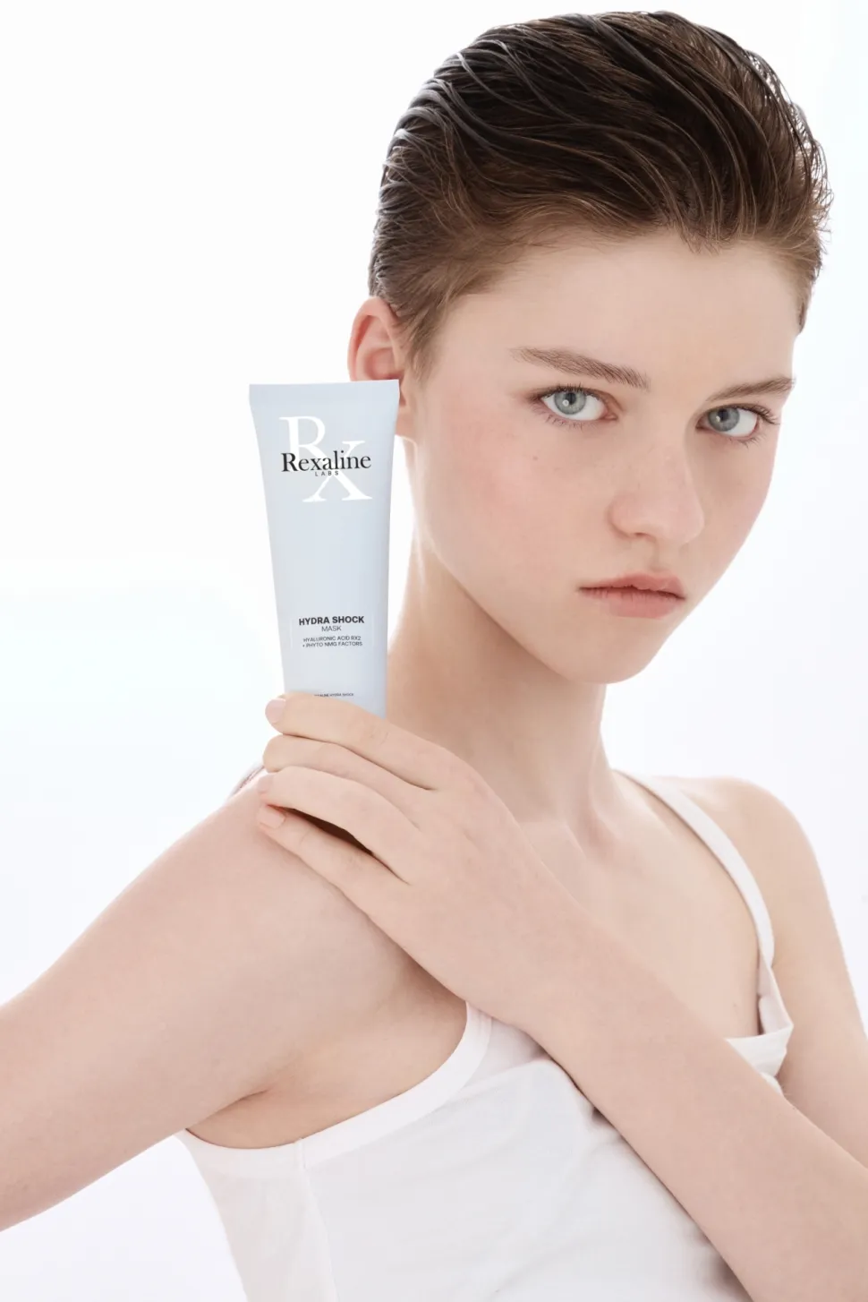 Extra feuchtigkeitsspendende Verjüngungsmaske für das Gesicht