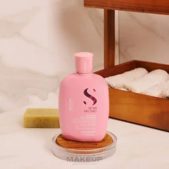 Feuchtigkeitsspendendes Shampoo für trockenes Haar