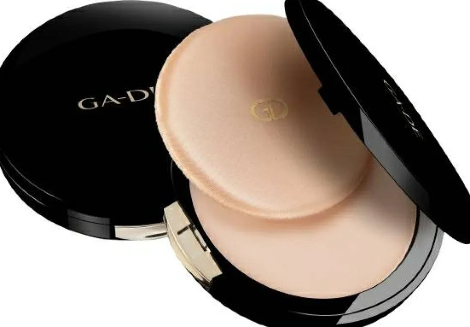 GA-DE Rich & Moist Pressed Powder SPF 15