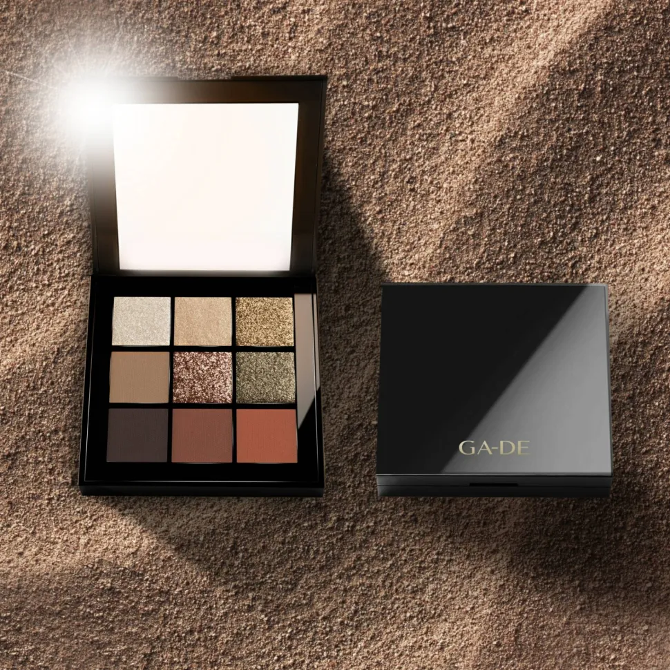GA-DE Velveteen Eye Shadow Palette
