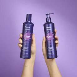 Haarshampoo gegen Gelbstich