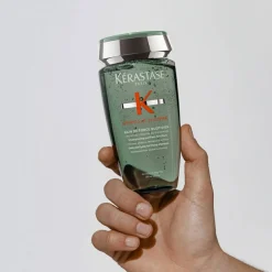 Klärendes stärkendes Shampoo