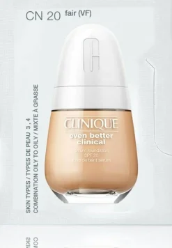 Korrigierende Foundation mit LSF 20 und 3-Serum-Technologie (Probepackung)