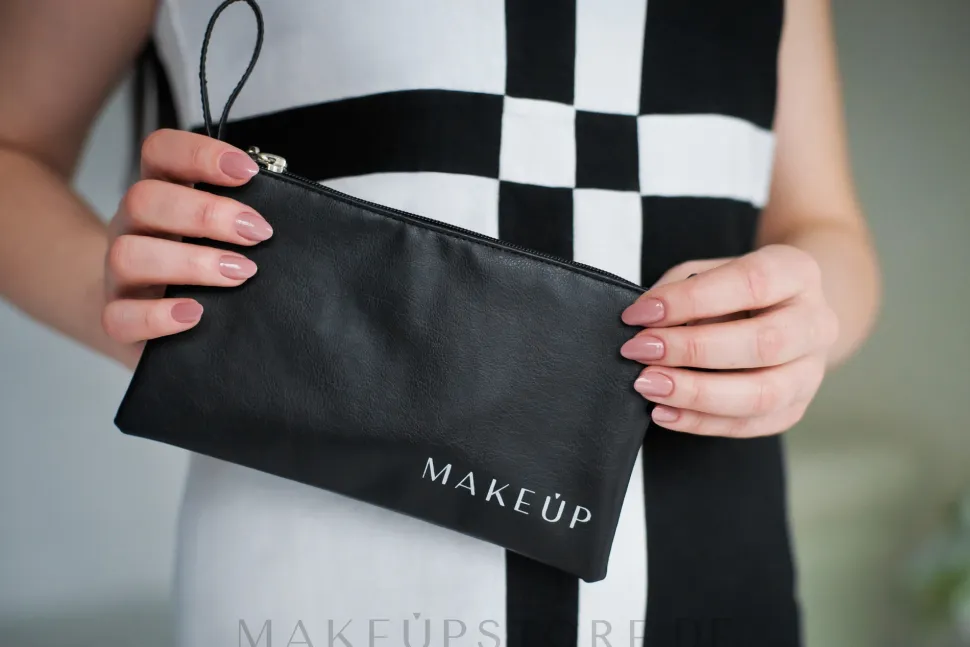 Kosmetiktasche schwarz 21x12,5 cm