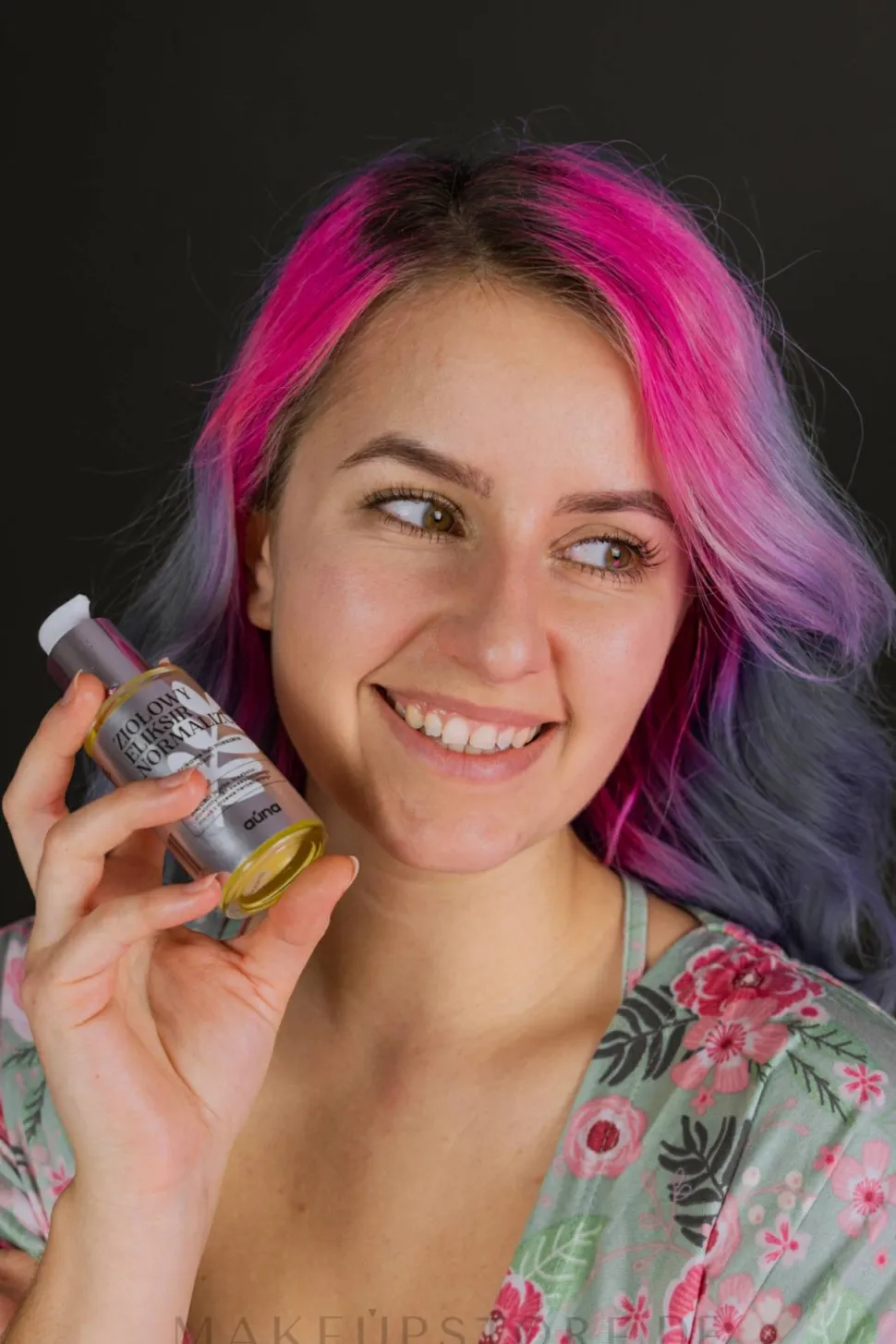 Kräuterelixier für das Gesicht mit Hanföl