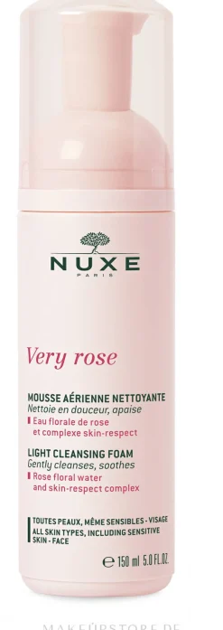 Leichter beruhigender Gesichtsreinigungsschaum mit Rosenblütenwasser