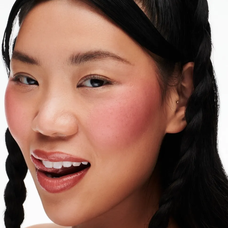 M.A.C Glow Play Blush