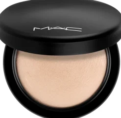 MAC Mineralize Skinfinish Natural