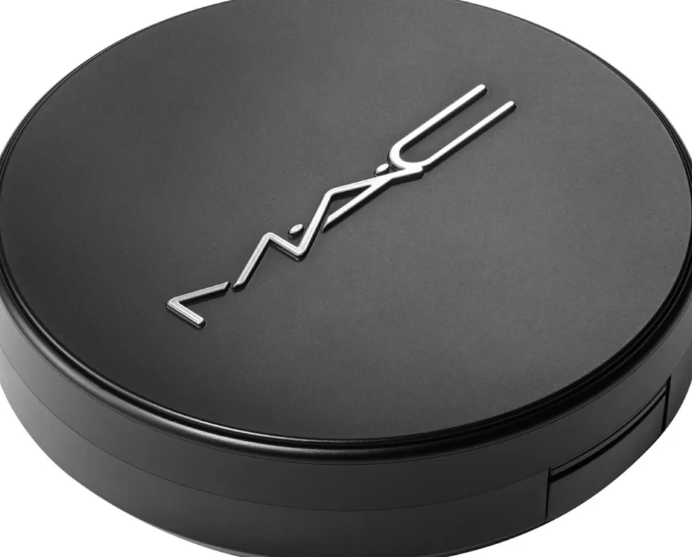 MAC Studio Fix Powder Plus Foundation
