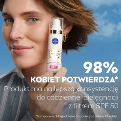 Mattierendes Tagesfluid für das Gesicht gegen Pigmentflecken SPF 50