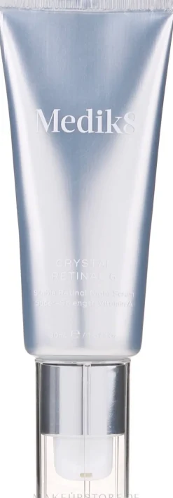 Nachtcreme-Serum für das Gesicht mit Vitamin A 0,06%