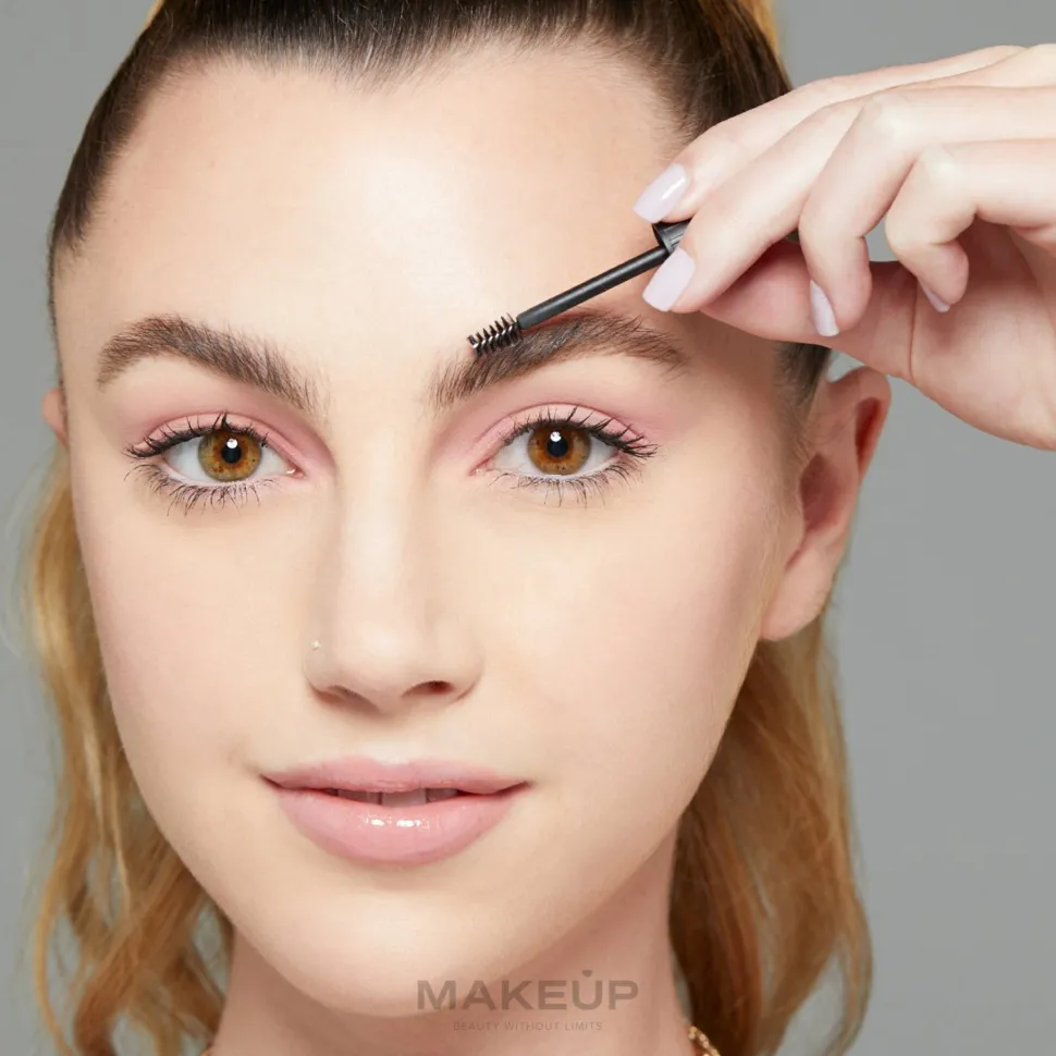 NYX Professional The Brow Glue Instant Brow Styler