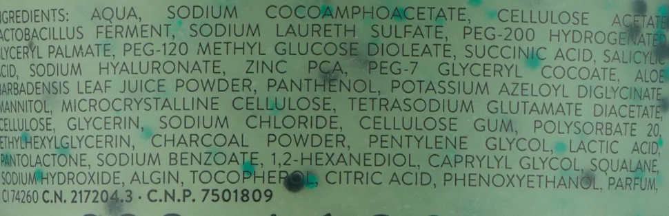 Peeling-Gel für die gründliche Reinigung von fettiger und problematischer Haut