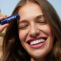 Pflegender Lippenstift Caring Beauty 3-in-1