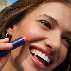 Pflegender Lippenstift Caring Beauty 3-in-1