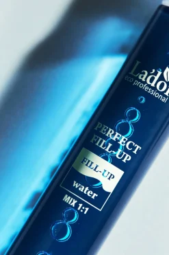 Reparierende Ampullen mit Keratin und Ceramiden für trockenes und strapaziertes Haar