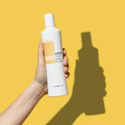 Restrukturierender Conditioner für trockenes und widerspenstiges Haar