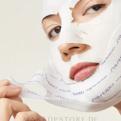 Straffende Tuchmaske für das Gesicht
